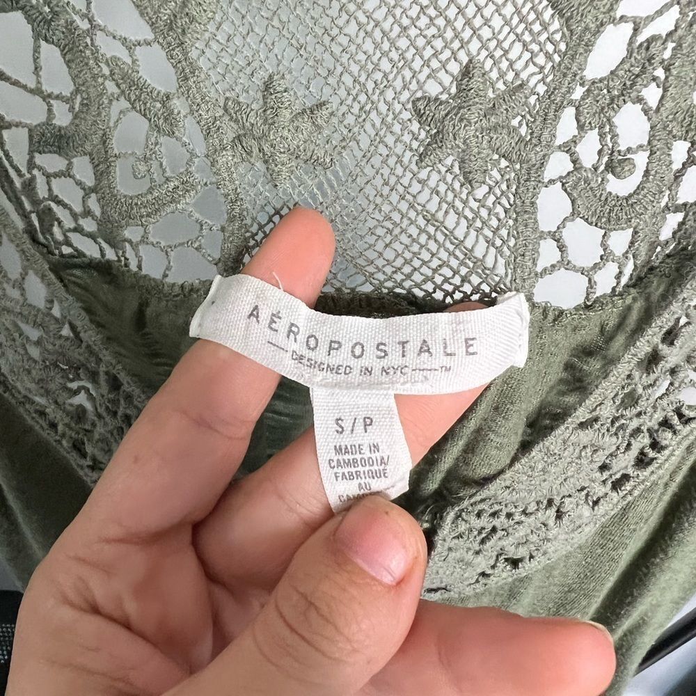 Aeropostal Crotchet Lace Detail Army Green Tank Top - Picture 3 of 3